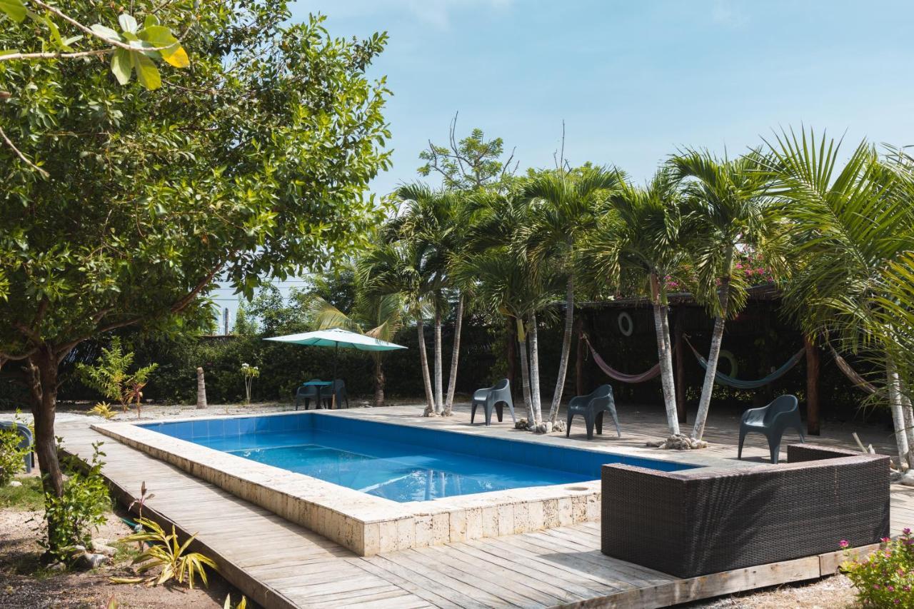 Amalife Beach Club & Hotel Tierra Bomba Exteriör bild