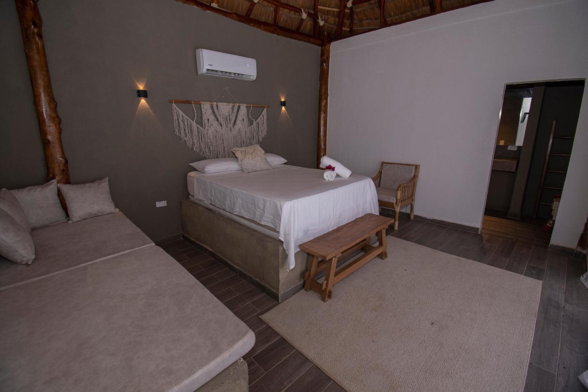 Amalife Beach Club & Hotel Tierra Bomba Exteriör bild